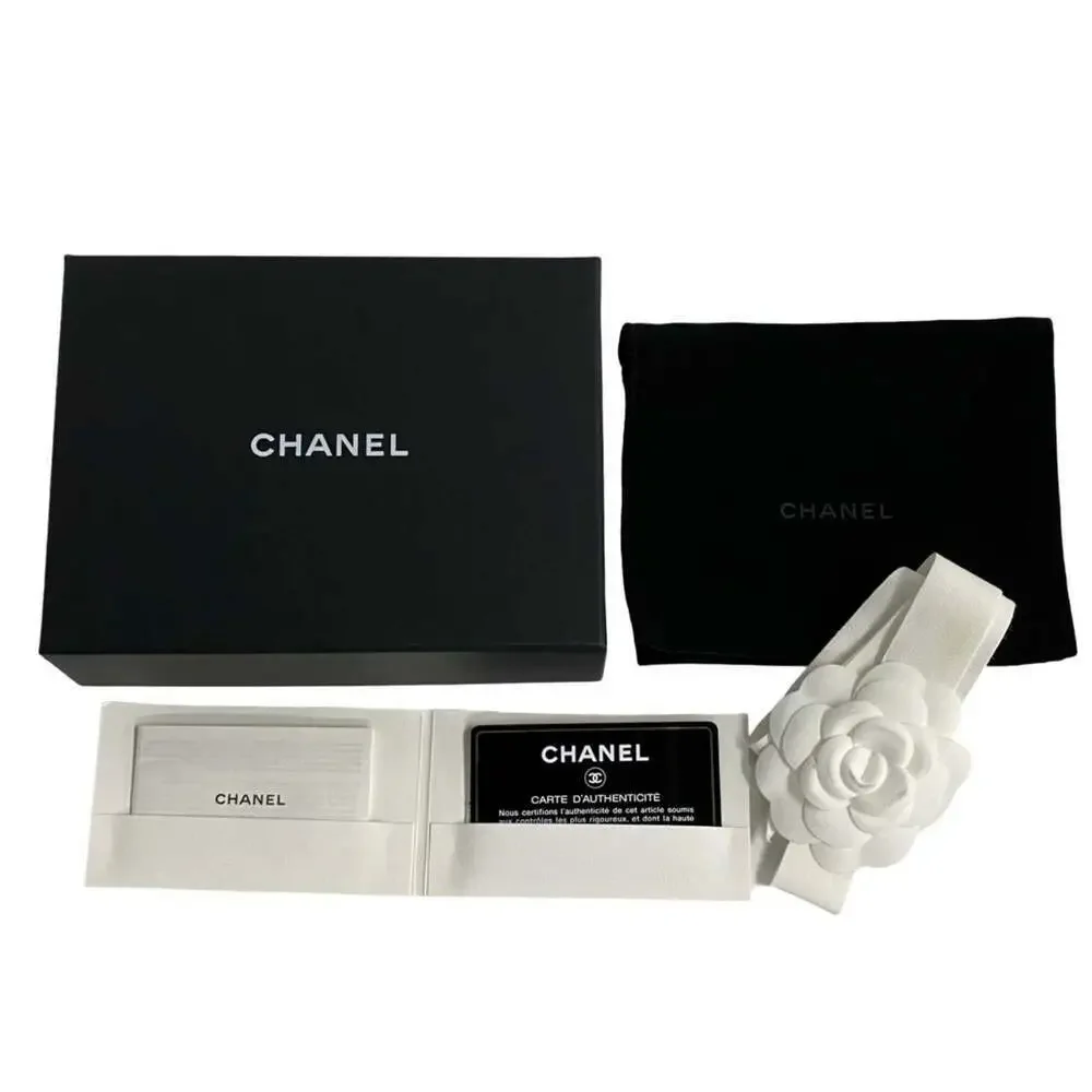 CHANEL Authentic Pink Caviar Leather Wallet - Picture 9 of 9